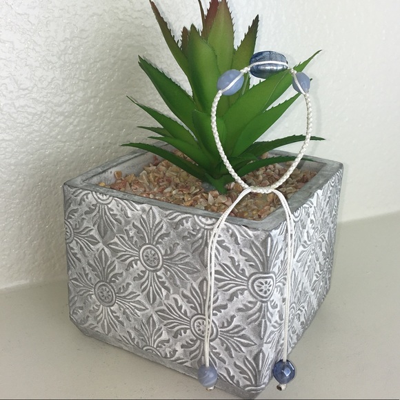 Handmade Chinese Knotting Bracelet W/ Glass Beads - Picture 6 of 8